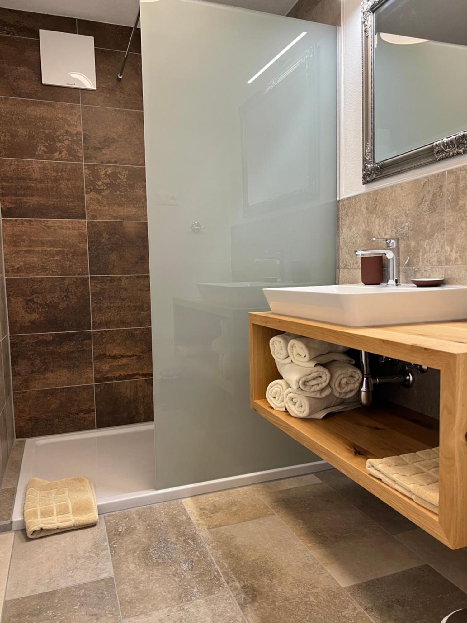 Rutarhof Apartment Rosegg Ngoại thất bức ảnh